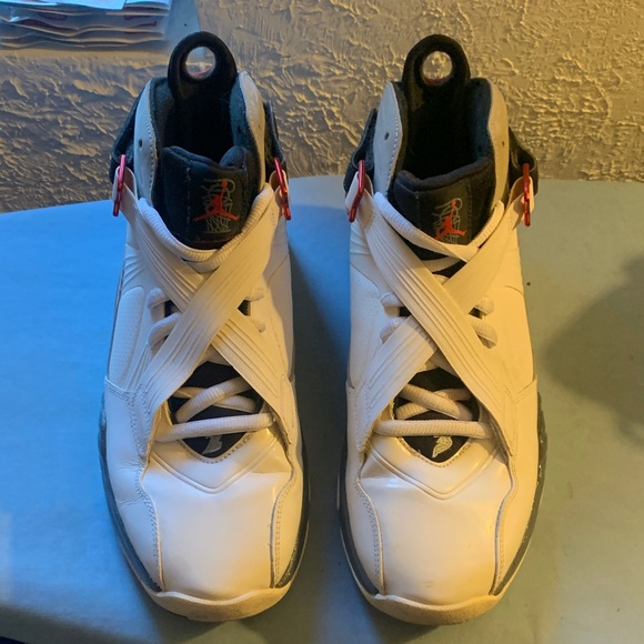 Jordan Other - Men’s Jordan Bugs Bunny grey, white and splash colorAthletic Sneakers